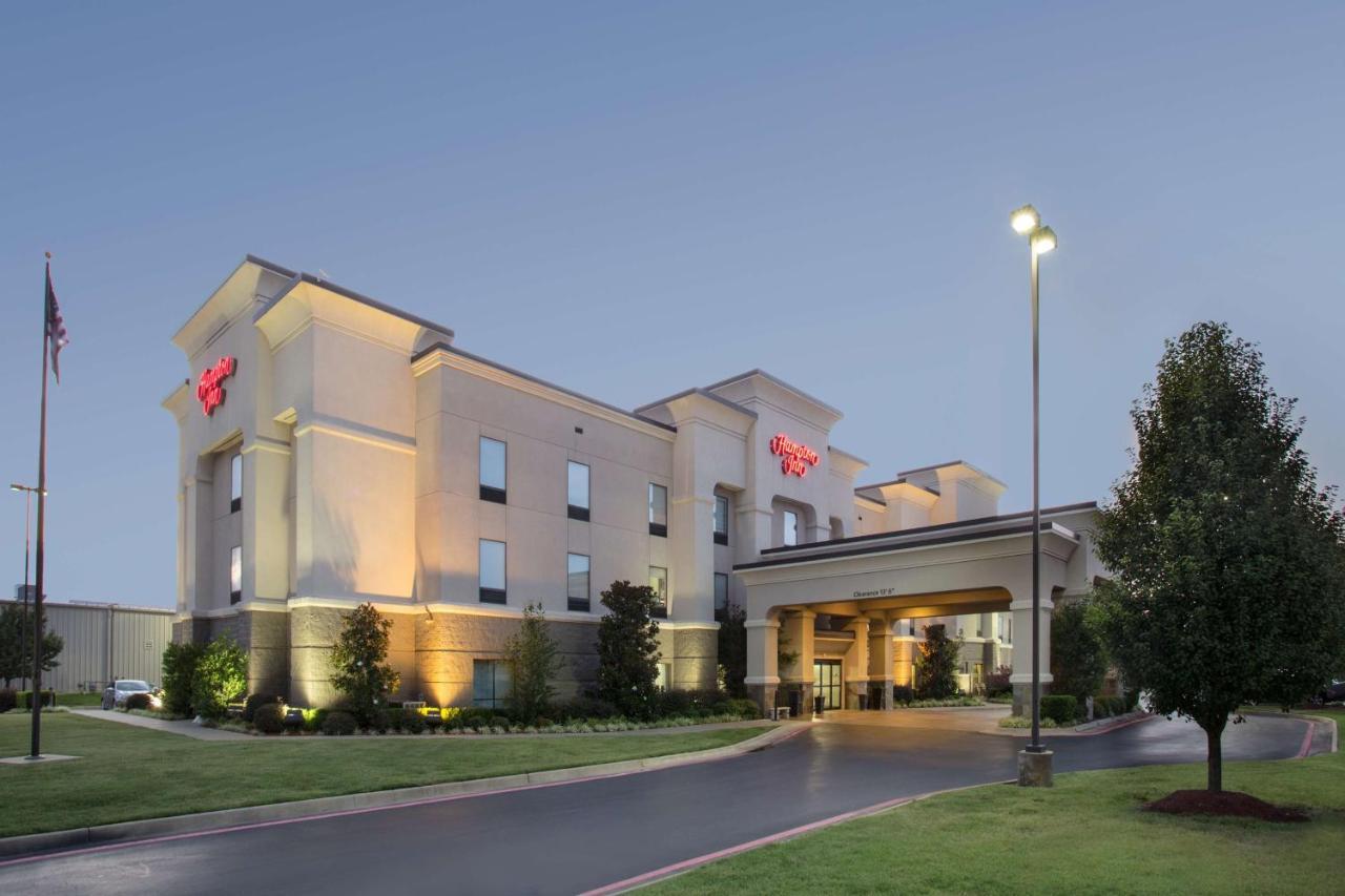 Hampton Inn Siloam Springs Экстерьер фото